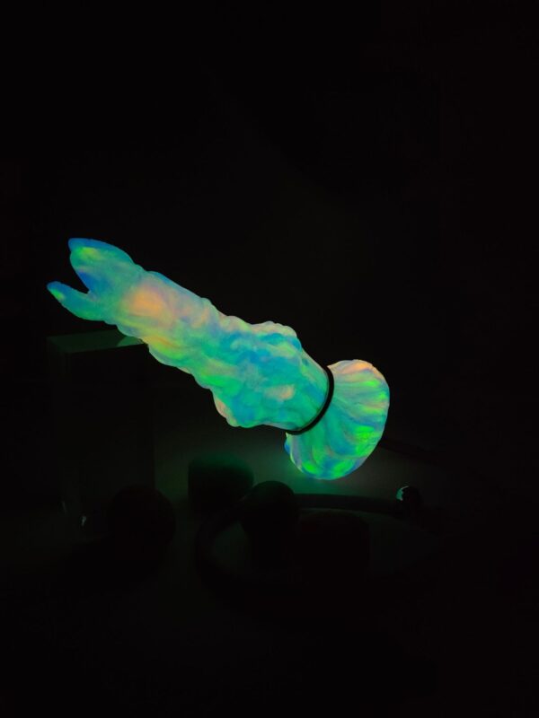 night lit Firefly Luminous Ovipositor sex toy